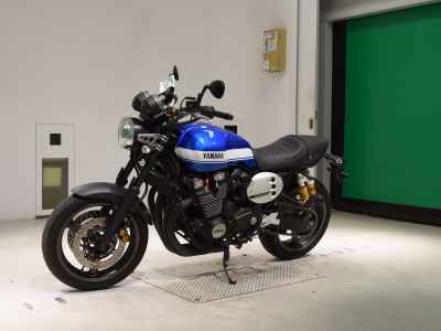 Yamaha XJR1300C 2016