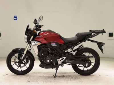 Honda CB250R 2018