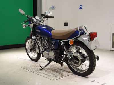 Yamaha SR400 2022