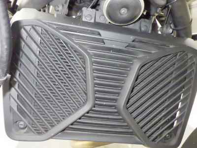 Yamaha Niken 2019