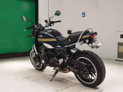 Kawasaki Z900RS 2022