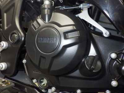 Yamaha YZF-R25 2016