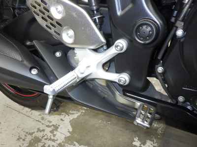 Yamaha YZF-R25 2016