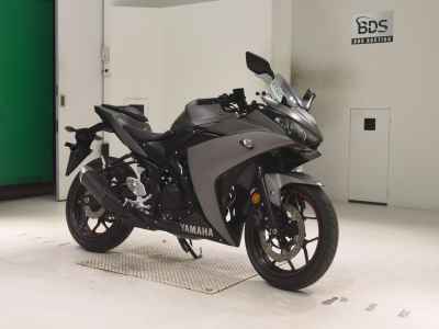 Yamaha YZF-R25 2016