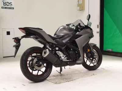 Yamaha YZF-R25 2016