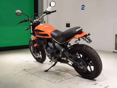 Ducati Scrambler Sixty2 2018