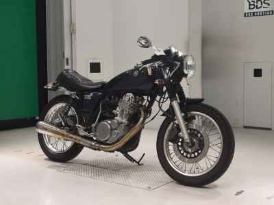 Yamaha SR400 2016