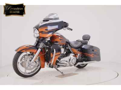 Harley-Davidson Street Glide FLHXSE1800 2015