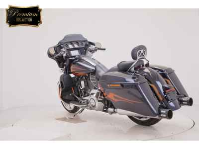 Harley-Davidson Street Glide FLHXSE1800 2015