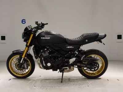 Kawasaki Z900RS SE 2025
