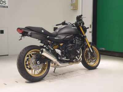 Kawasaki Z900RS SE 2025
