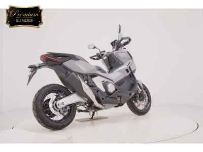 Honda X-Adv 750 2025