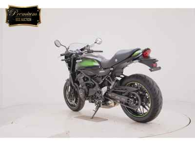 Kawasaki Z900RS Cafe 2025