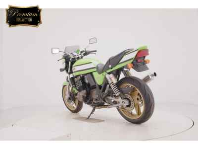 Kawasaki ZRX400 2006