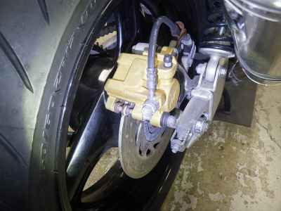 Honda CB400SFV 2011