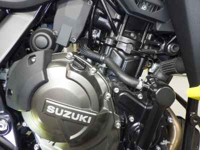 Suzuki V-Strom 800 DE