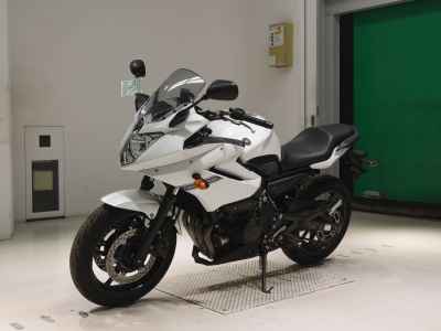 Yamaha XJ6 Diversion