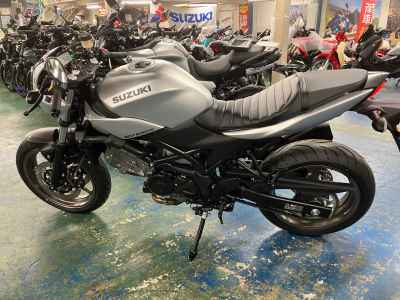 Suzuki SV650S 2025