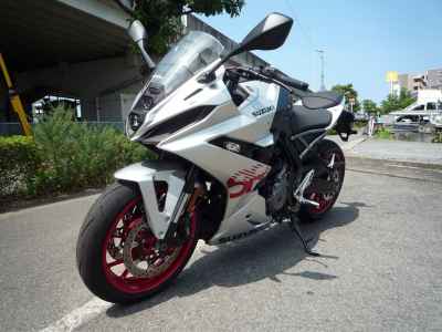 Suzuki GSX-8S 2024