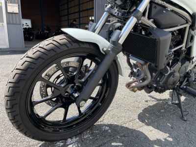 Kawasaki Eliminator 400 2023