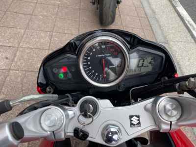 Suzuki GSR250
