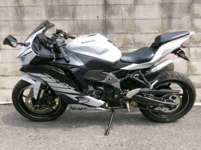 Kawasaki Ninja ZX-4R SE 2024