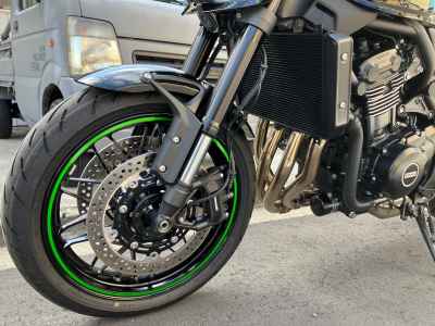 Kawasaki Z900RS Cafe 2025