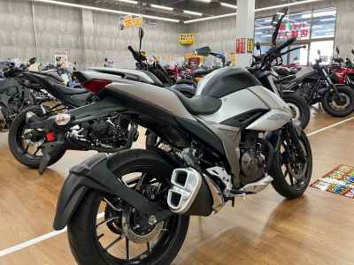 Suzuki Gixxer 250SF