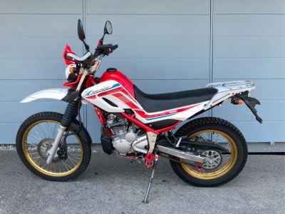 Yamaha XT250 Serow Final Edition