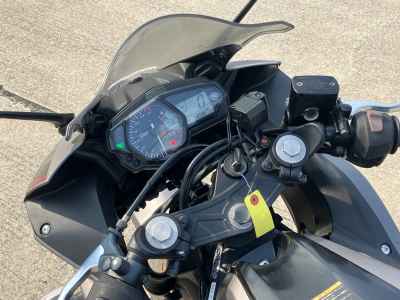 Yamaha YZF-R25