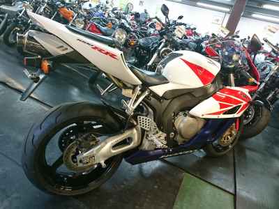 Honda CBR1000RR 2005