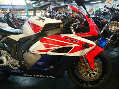 Honda CBR1000RR 2005