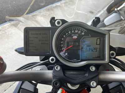 KTM 1290 Super Duke R 2016