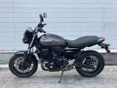 Kawasaki Z650RS 2024