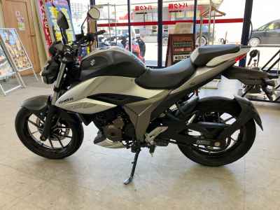 Suzuki Gixxer 250SF