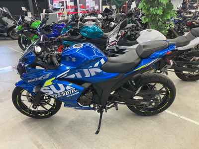 Suzuki Gixxer 250SF