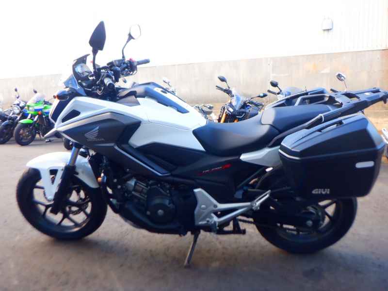 Honda NC750X DCT 2021