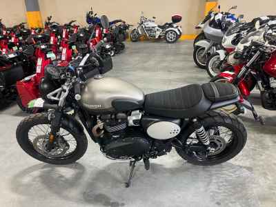 Triumph Street Scrambler 2021