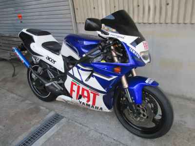 Yamaha TZR250R