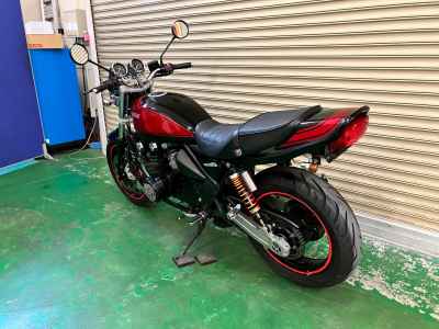 Kawasaki Zephyr 400 2009