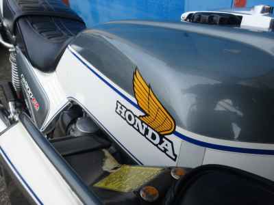 Honda CB900F 2022