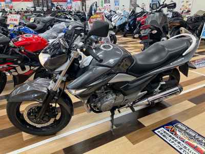 Suzuki GSR250