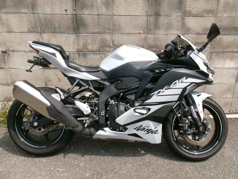 Kawasaki Ninja ZX-4R SE 2024