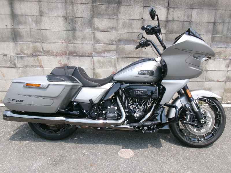 Harley-Davidson Road Glide FLTRXSE1923 CVO 2024