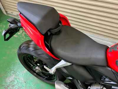 Ducati Streetfighter V2 2022