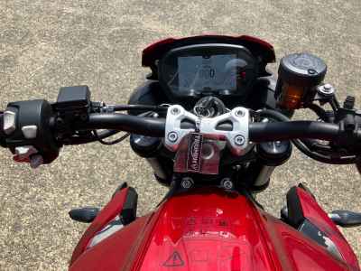 Triumph Street Triple R 2024