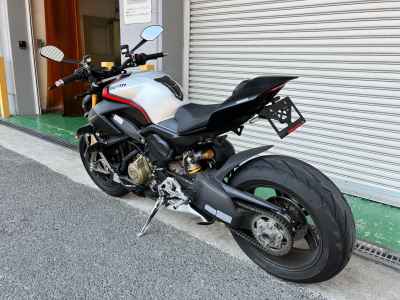 Ducati Streetfighter V4S 2022