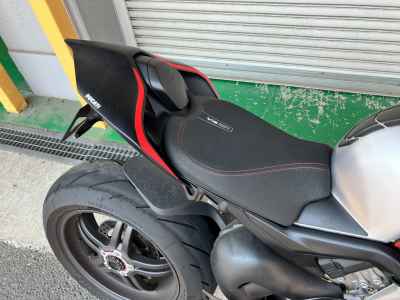 Ducati Streetfighter V4S 2022