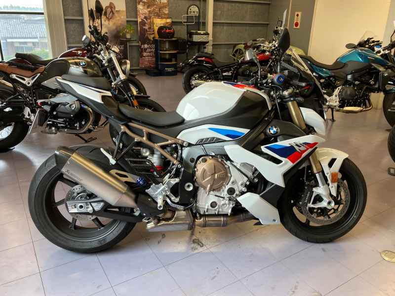 BMW S1000R 2022