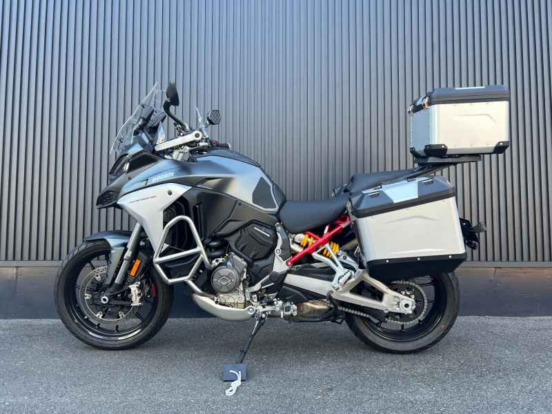 Ducati Multistrada V4 2024